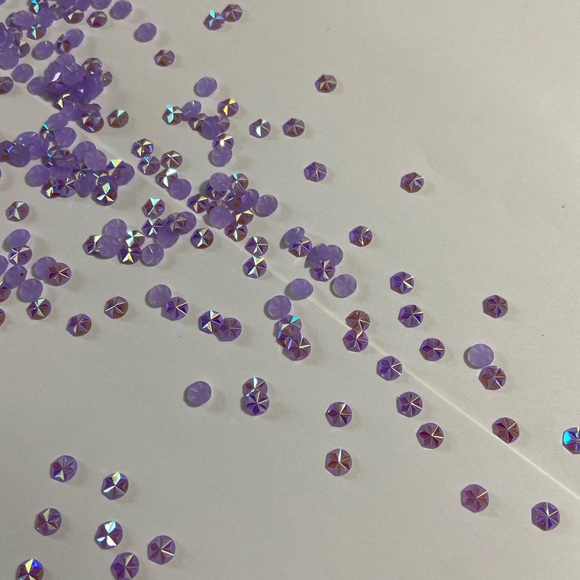 2000 Rhinestone Purple 5mm Flatback Nail Art Craft - Picture 5 of 6